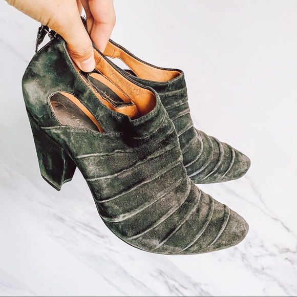 Earthies Shoes - Earthies Barina Booties